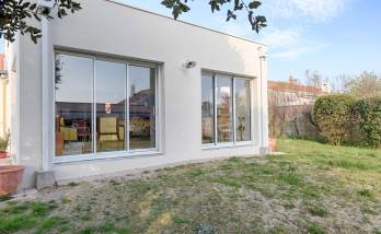 Baies vitrées côté sud - après ouvertures des murs - système anti effraction - Carquefou - 44470 -