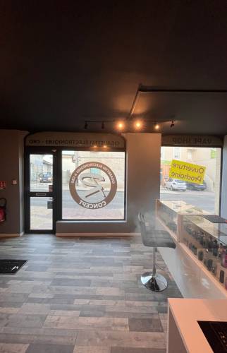 Local rénové vue entrée après travaux