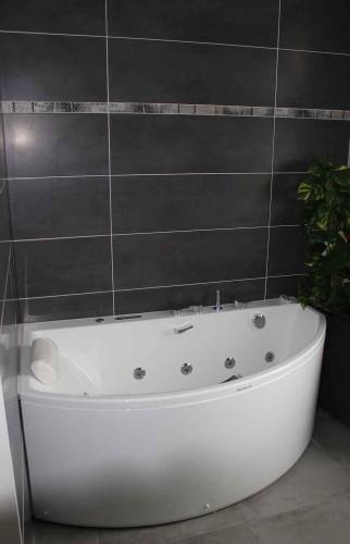 baignoire balnéo