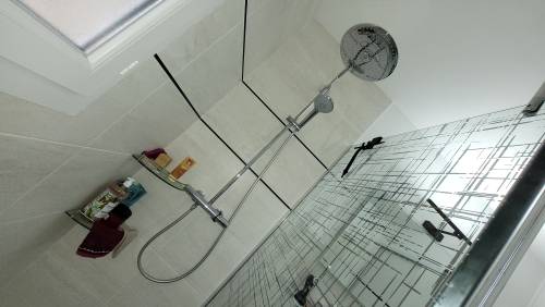 Détail robinetterie de douche