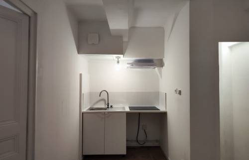 Nouvelle cuisine après rénovation appartement 25 m² (13000)