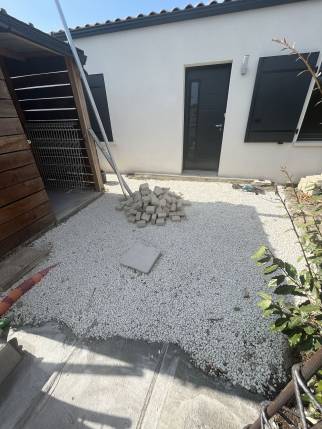 Construction d'une cour