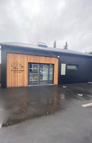 Création des extérieurs et lettrage parking 