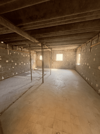 Dépendance de résidence secondaire après démolition intérieure - Montélier 26120