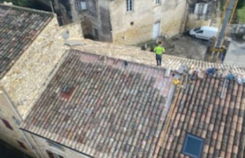 Rénovation d’une charpente et d’une toiture traditionnelles à Alès