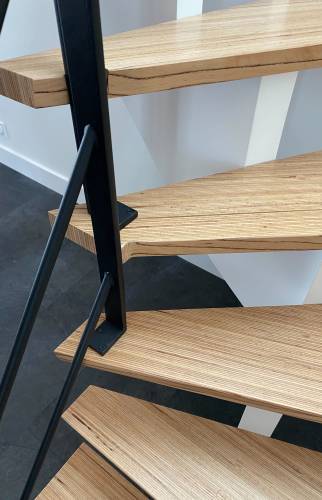 Pose d'un escalier sur-mesure à Rezé