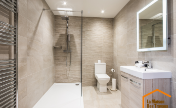 renovation d'une salle de bains moderne