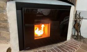 Insert à granulés dans une cheminée à Deauville