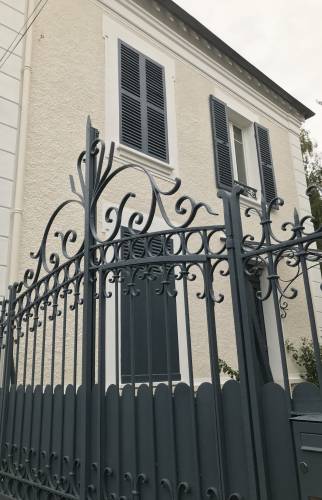 Détail portail ravalement Fontainebleau