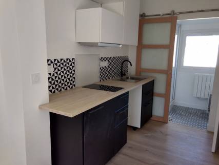 petite cuisine pratique pour un studio locatif à Avoriaz