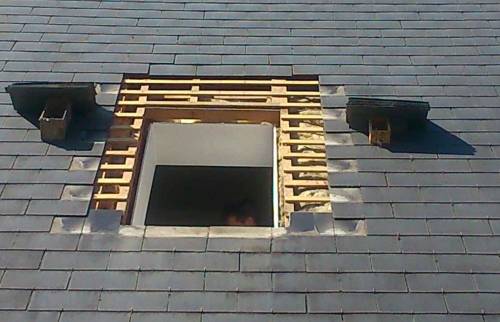 Remplacement de fenêtre - Démontage ancien velux - Saint Herblain
