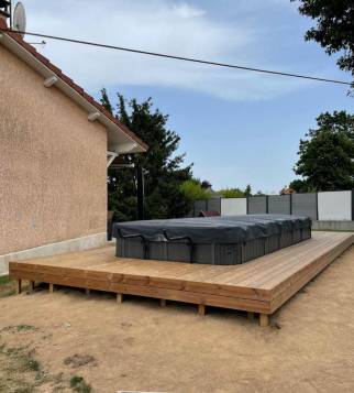 Pose spa avec terrasse bois Saint-Laurent-de-Chamousset