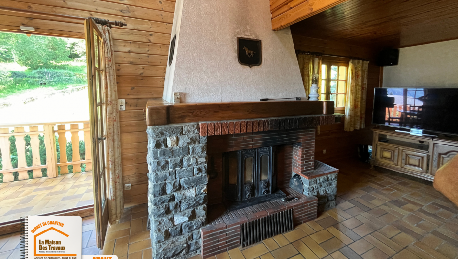  rénovation complète chalet, modernisation maison de montagne, rénovation salon chalet, artisans locaux montagne, courtier en travaux sallanches
