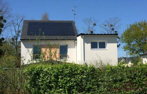 Surélévation avec enduit teinté dans la masse - Orvault