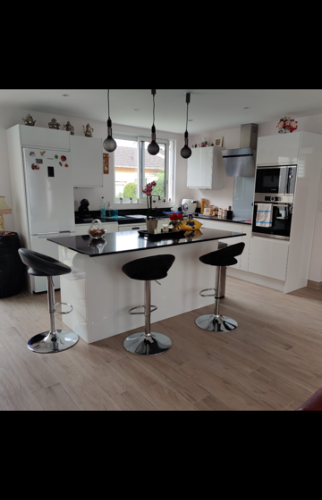 Pose de cuisine, carrelage imitation parquet à Orsay (91400)