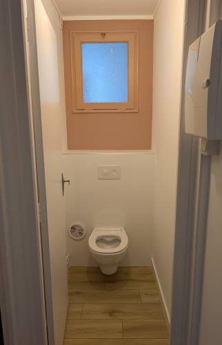 toilettes finies toilettes rénovées appartement Bruz