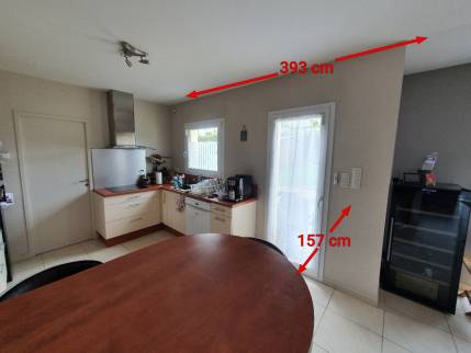 Prise de mesure pour rénover la cuisine à Bourgbarré