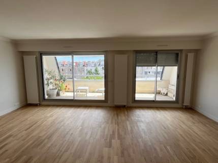 Rénovation d'appartement avec pose de baies vitrées coulissantes - Nantes 44