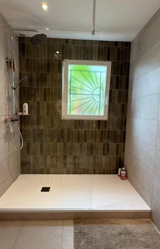 Salle de bain rénovée a Vaux sur Mer