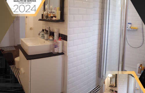 Modernisez Votre Salle de Bain à Mantes La Jolie : Installation Professionnelle de Douche et Meuble Vasque