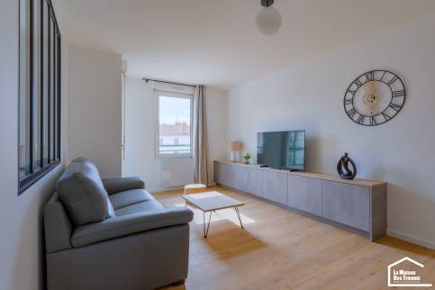 Rénovation complète de cet appartement pour une location meublée, quartier d'affaires Lyon Part Dieu