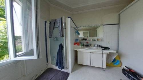 Ancienne salle de bain avant travaux de rénovation intérieure - Nangis 77370