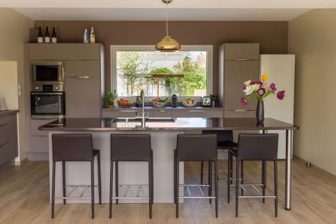 Rénovation de maison avec cuisine ouverte sur le salon - Préfailles 44770