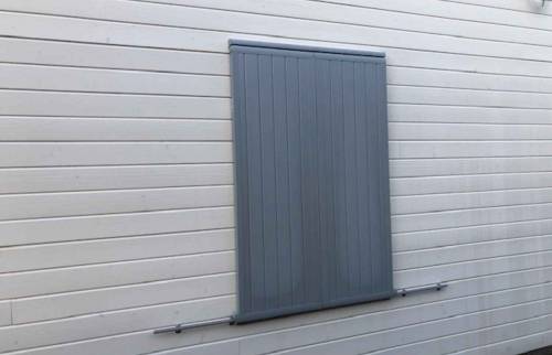 Changement des volets à Trouville