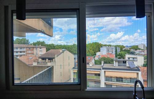 Moustiquaire latérale