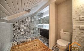 Rénovation d'une salle de bain sous toiture (Brunoy 91800)