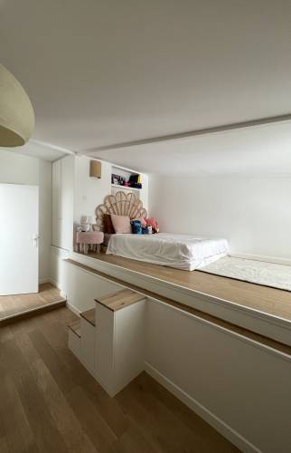 création d'un escalier sur mesure pour accéder au lit - La Maison des Travaux Houdan