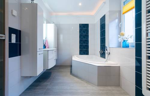 baignoire tendance en carrelage