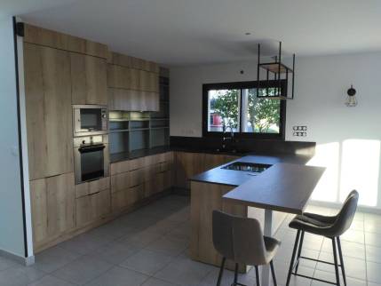 Nouvel aménagement de cuisine en U - Charpey 26300