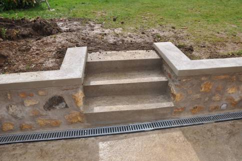 Création d'un escalier extérieur pour l'accès à la terrasse aménagée - Moissy-Cramayel 77550