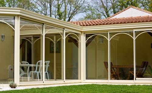 Construire une véranda - La Maison Des Travaux