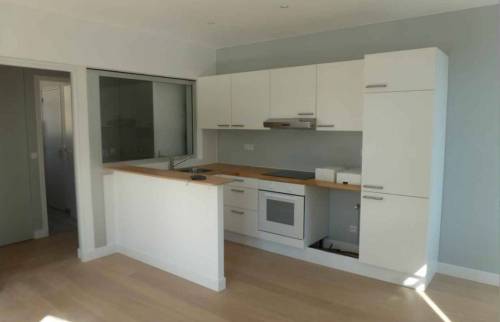 Nouvelle cuisine dans appartement rénové - Bouc-Bel-Air (13)