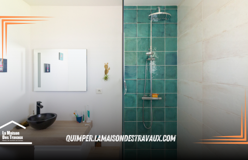 Transformation moderne d'une résidence secondaire à Treffiagat par un courtier expert