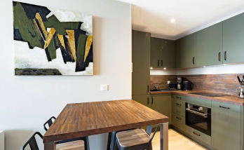 Rénovation aux accents rustiques d’une cuisine à Montpellier Ouest