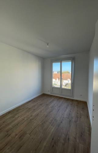 Sol et peinture chambre 1