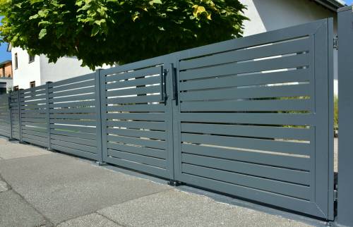 portail aluminium  - La Maison Des Travaux