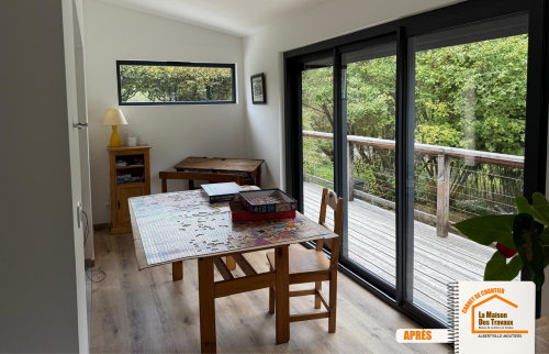  création extension Savoie, rénovation intérieure Mercury, parement pierre moderne, rénovation entrée et WC, courtier travaux Moûtiers