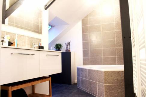 Salle de bain sous combles Beaune