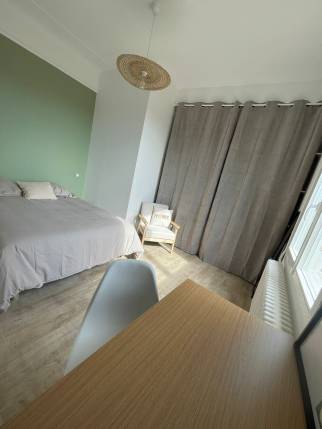 Chambre aménagée dans une maison rénovée pour le coliving - Montauban 82000