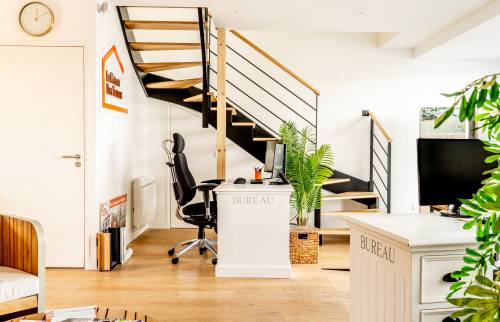 Surélévation de 47 m² de l'agence La Maison des Travaux Vertou