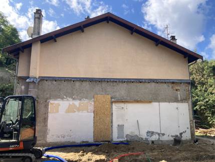 Travaux de Maçonnerie pour une réaliser une extension sur 2 niveaux, maison à Fontaines Saint Martin (69270)