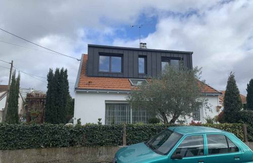 Création d'une lucarne en zinc à Vertou