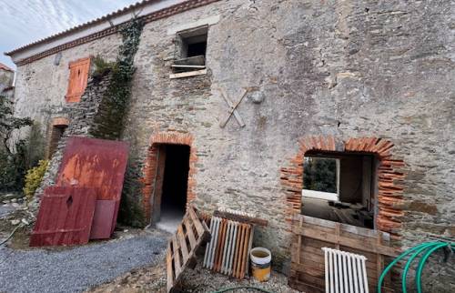 Rénovation d'une bâtisse au sud de Nantes pour créer 5 gîtes