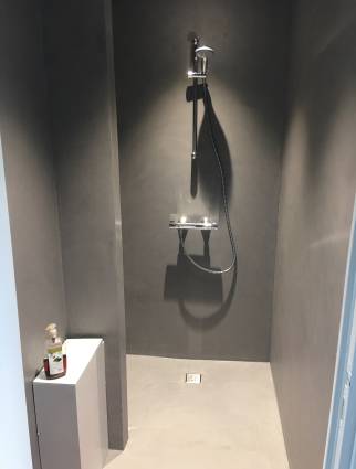 Douche à l'italienne piscine Limours