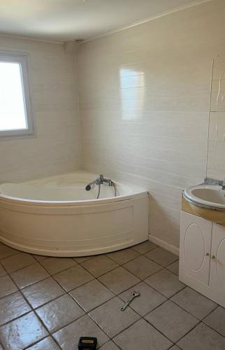 Vue d'ensemble - Avant travaux - maçon 73, terrassier 73, couvreur 73, zingueur 73, charpentier 73, menuisier 73, plaquiste 73,  décorateur intérieur 73, peintre 73, carreleur 73, plombier 73, électricien 73, chauffagiste 73