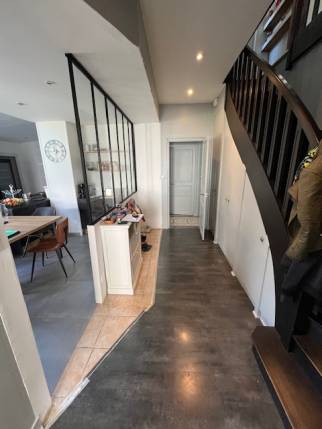 Placard sous escalier avant travaux de rénovation de maison - Nantes 44
